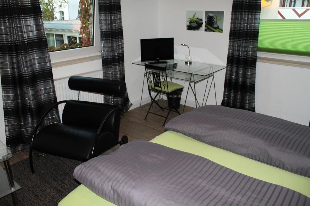 Landhaus Goldenes Kreuz ลอยท์เคียร์ช อิม อัลล์กอย ภายนอก รูปภาพ
